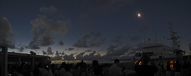Robert Stephens - Eclipse 2010 Tahiti